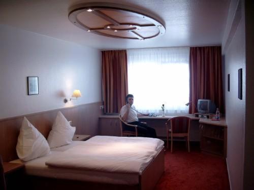Hotel & Restaurant Zum Schwanen Neuried  Екстериор снимка